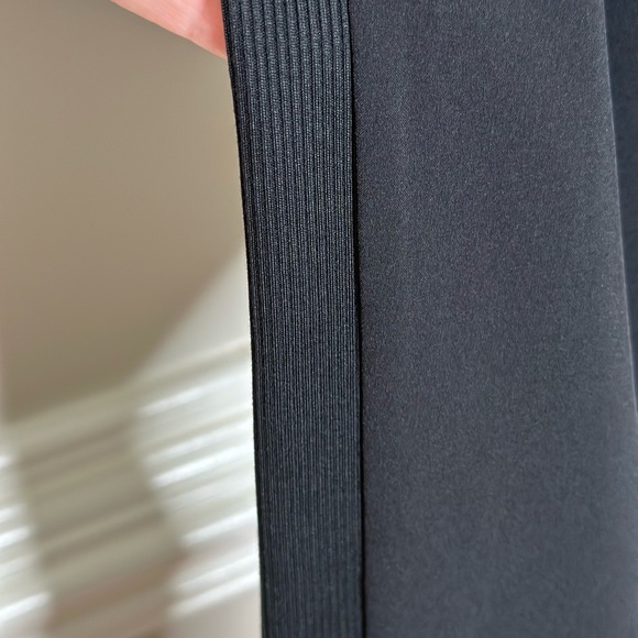 ATHLETA Women's Brooklyn Ankle Pant in Black Size 8 - Picture 9 of 13